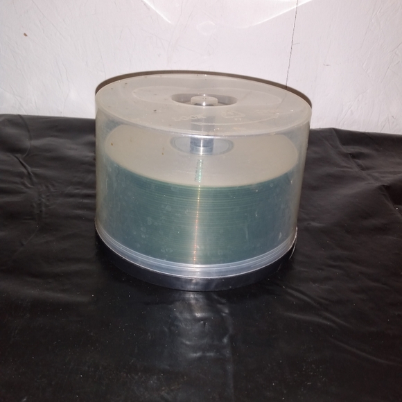Other - Clear Plastic CD/DVD Spindle Case With CDs